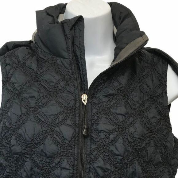 HORNY TOAD & CO Women's Hooded Quilted Puffer Zip Up Vest Size Small - Picture 3 of 7